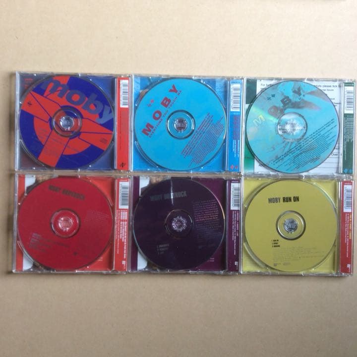 Moby singles skull モービー