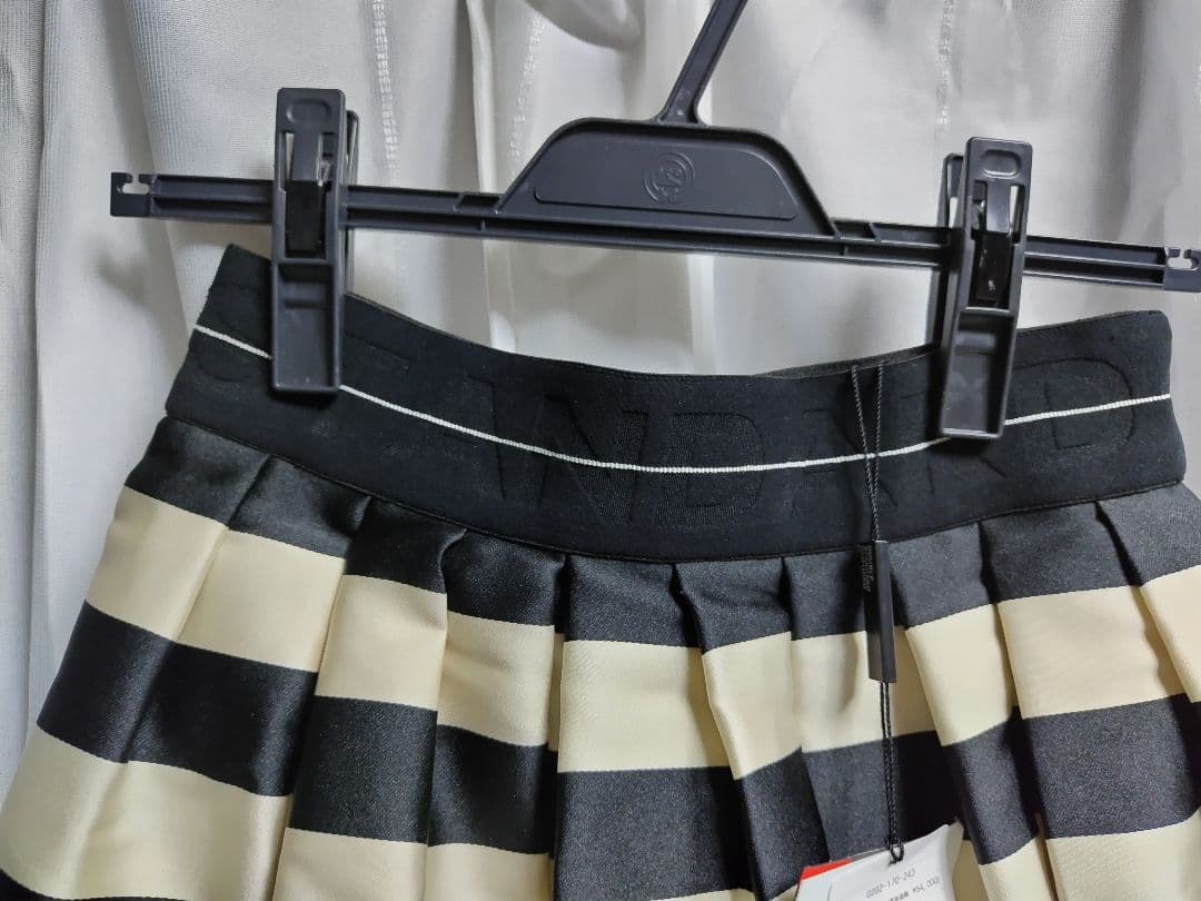 Double standard clothingボリュームボーダータックスカート