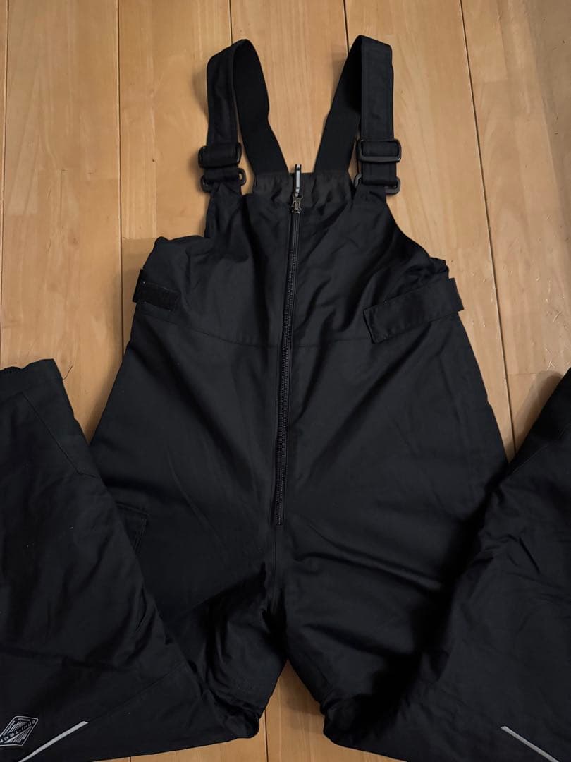 美品⭐︎Columbia ビブパンツ S キッズ スキーウェア 黒
