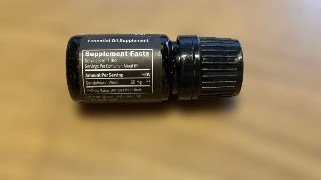 doTERRA ドテラ　lliahi ハワイアンサンダルウッド5ml 新品未開封