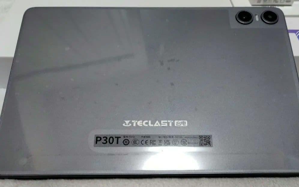 TECLAST P30T タブレット 本体 充電器付き