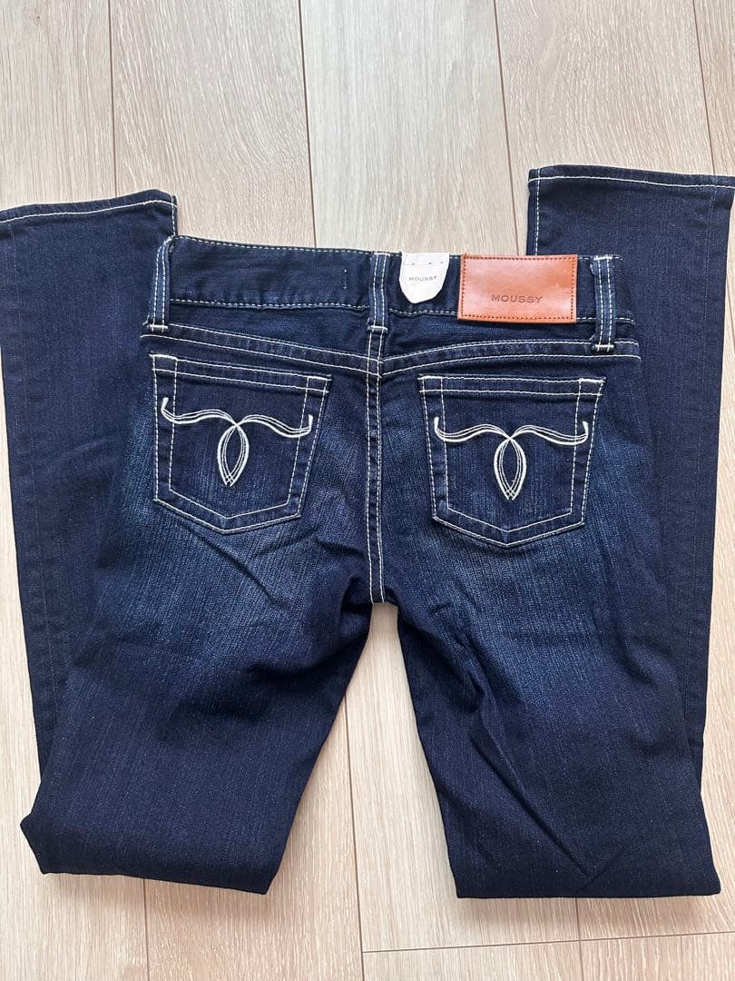MOUSSY 新品ダークブルー スキニーデニム　25