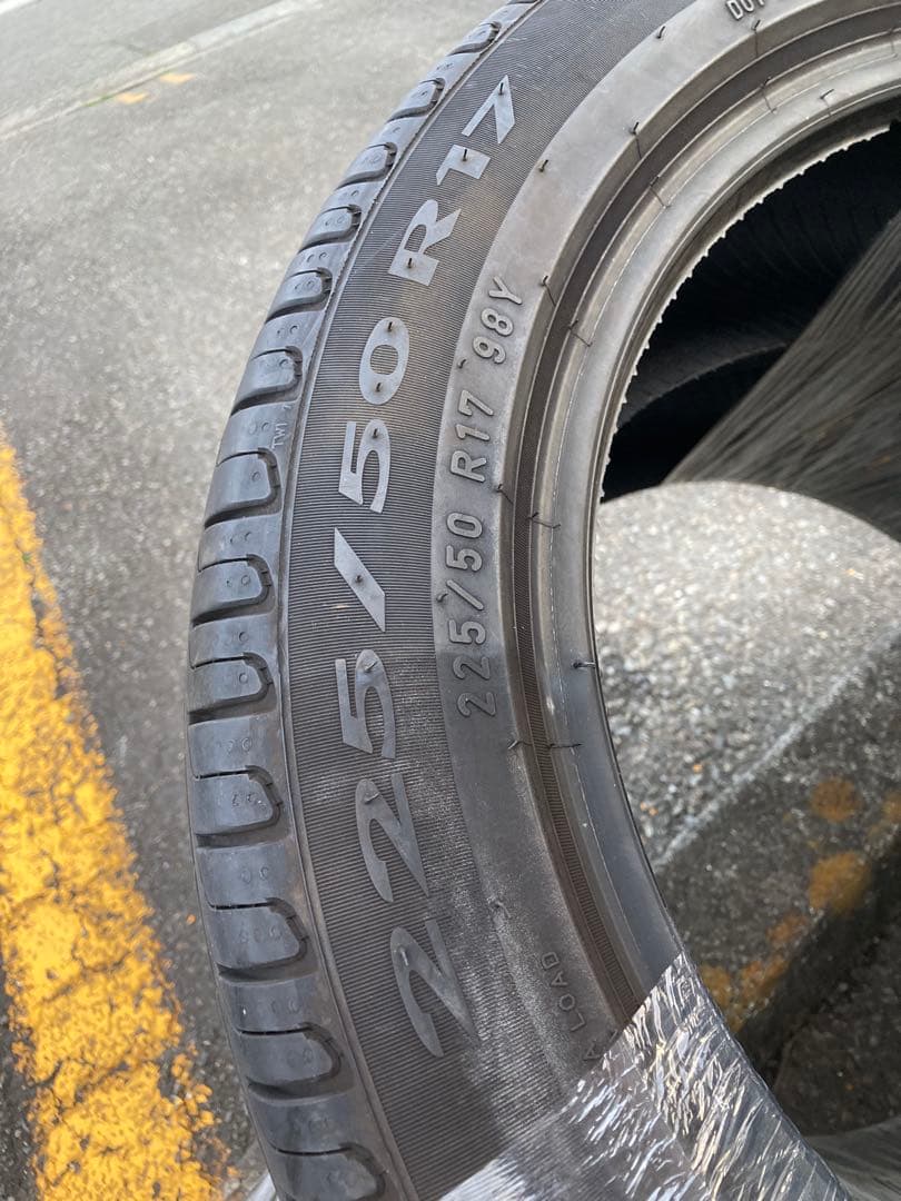 ピレリ　P7 タイヤ 225/50 R17 2本セット