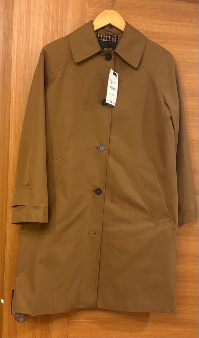 新品タグ付ZARA コート　茶