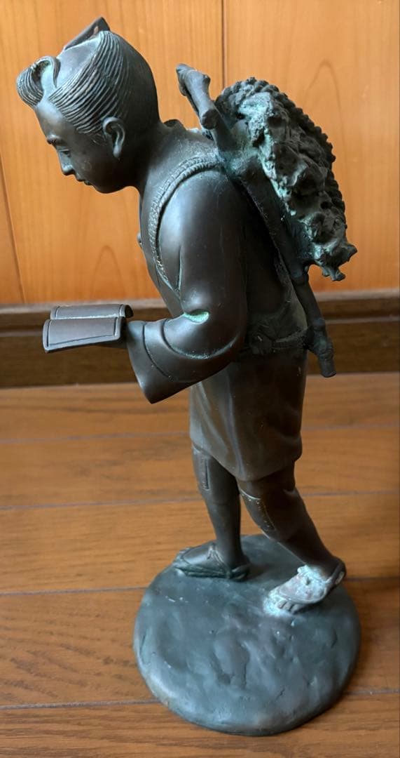 二宮金次郎像