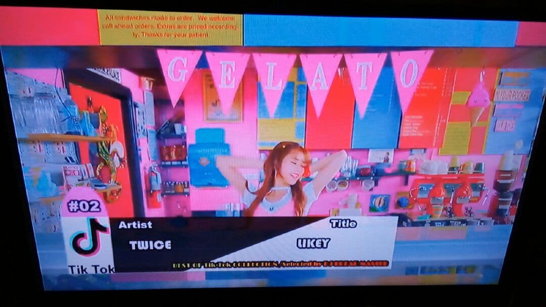 Tik Tok コレクション　４３曲　DVD　❤＊＊　メルカリ便　除菌発送！