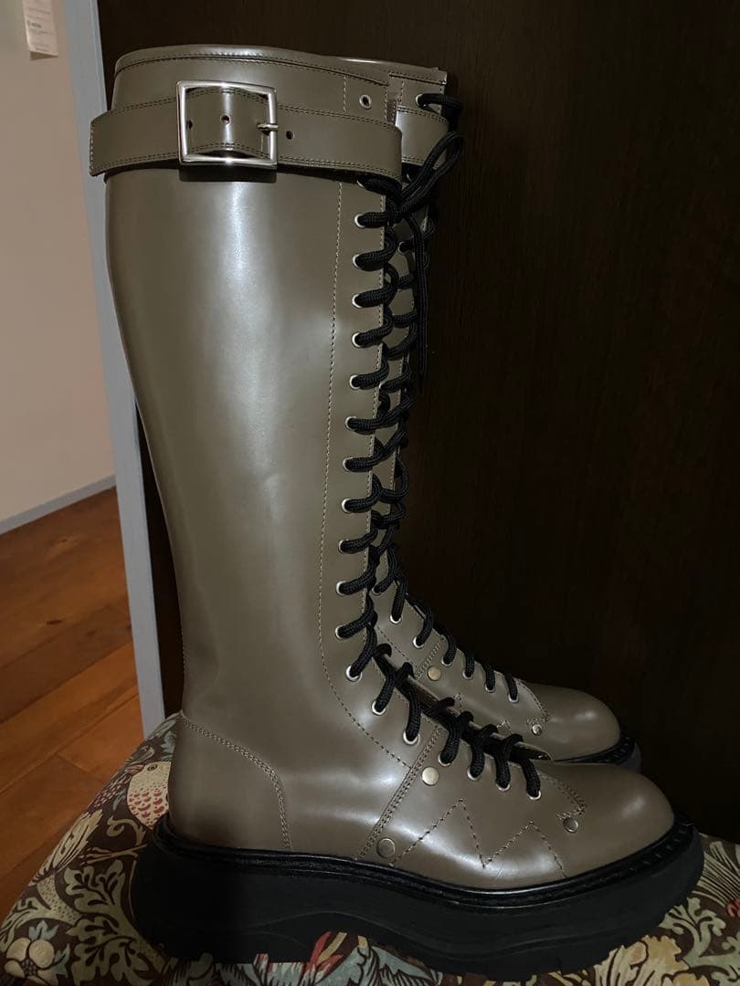alexander mcqueen tread slick ロング　ブーツ