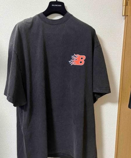 BALENCIAGA バレンシアガ Flame-B Logo Tシャツ