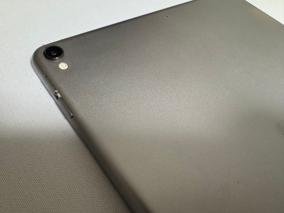 iPad pro 10.5インチ スペースグレー 本体