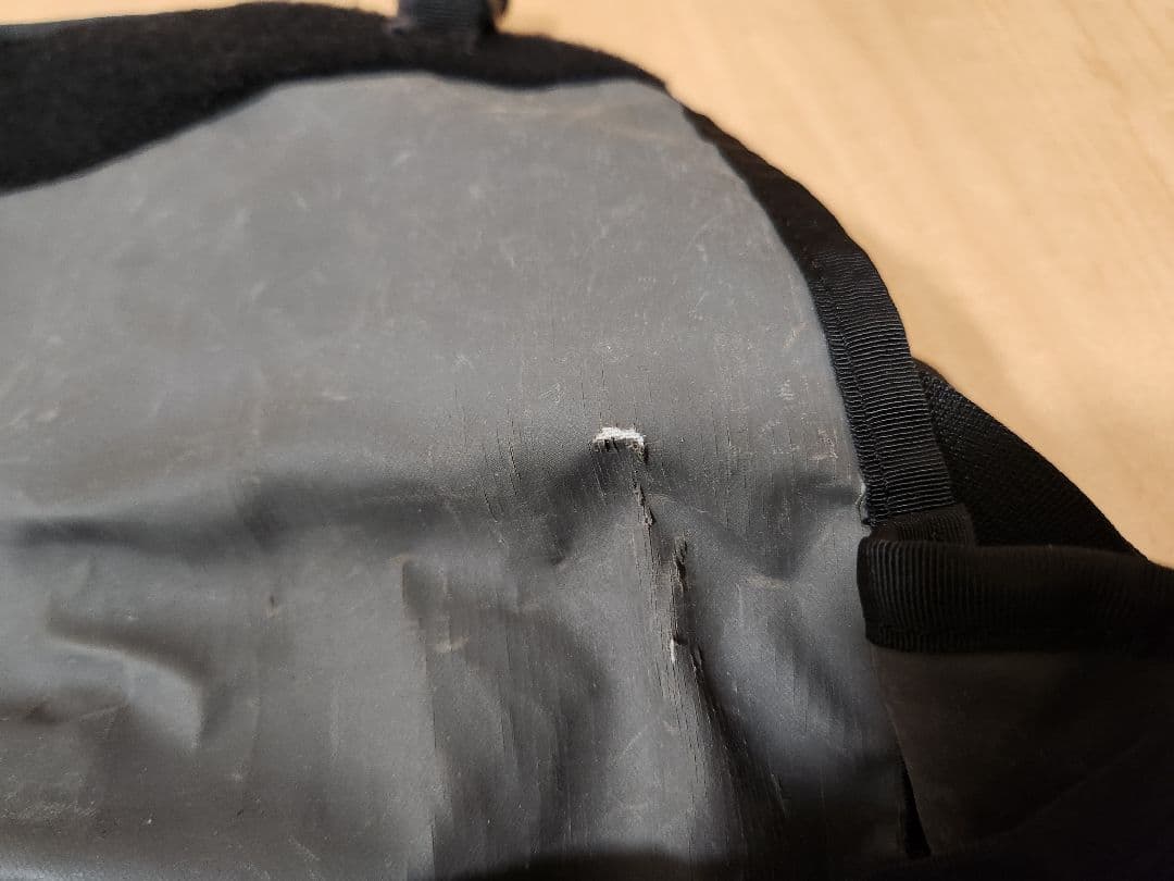 Timbuk2 メッセンジャーバッグ 黒 S