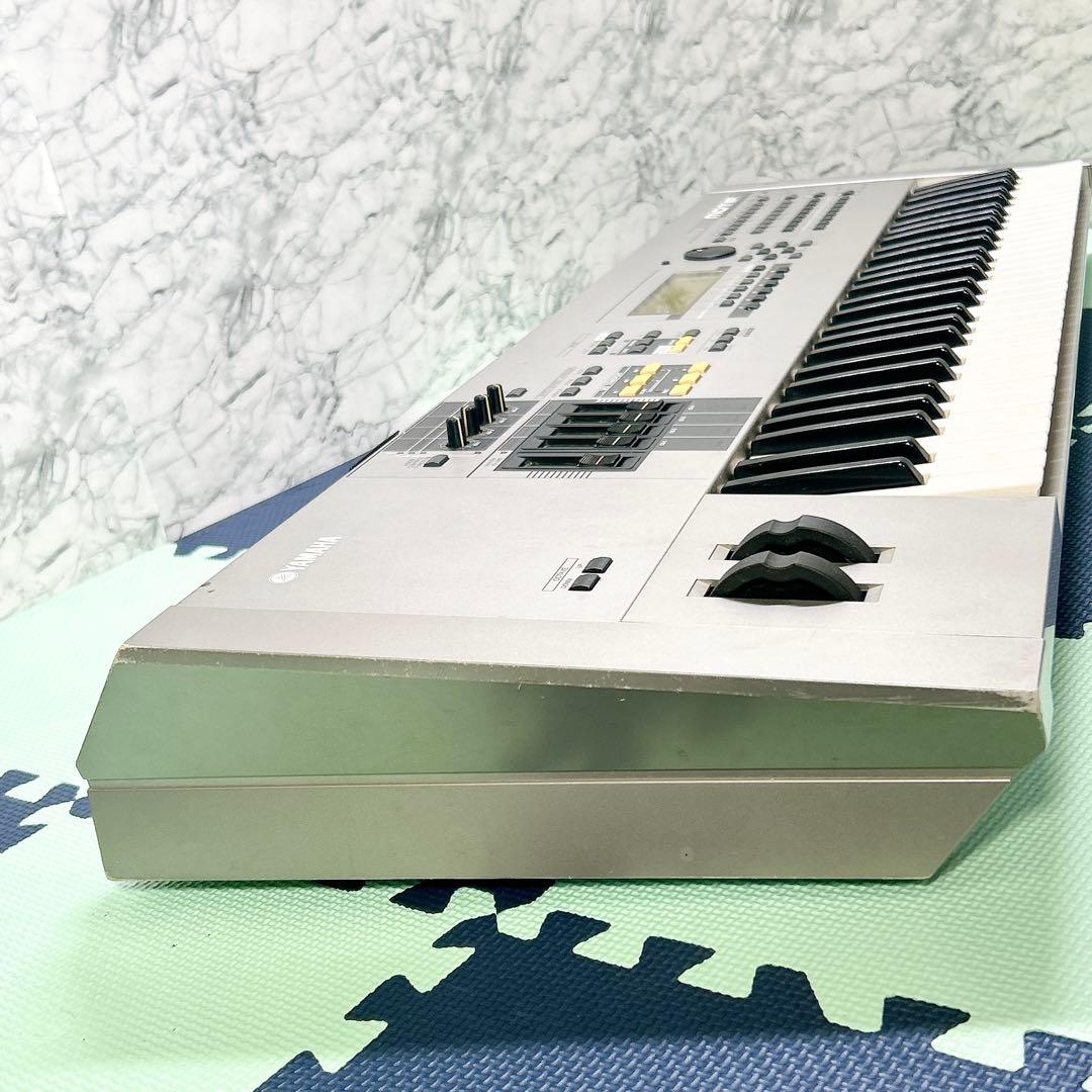 YAMAHA MOTIF6 シンセサイザー 61キー