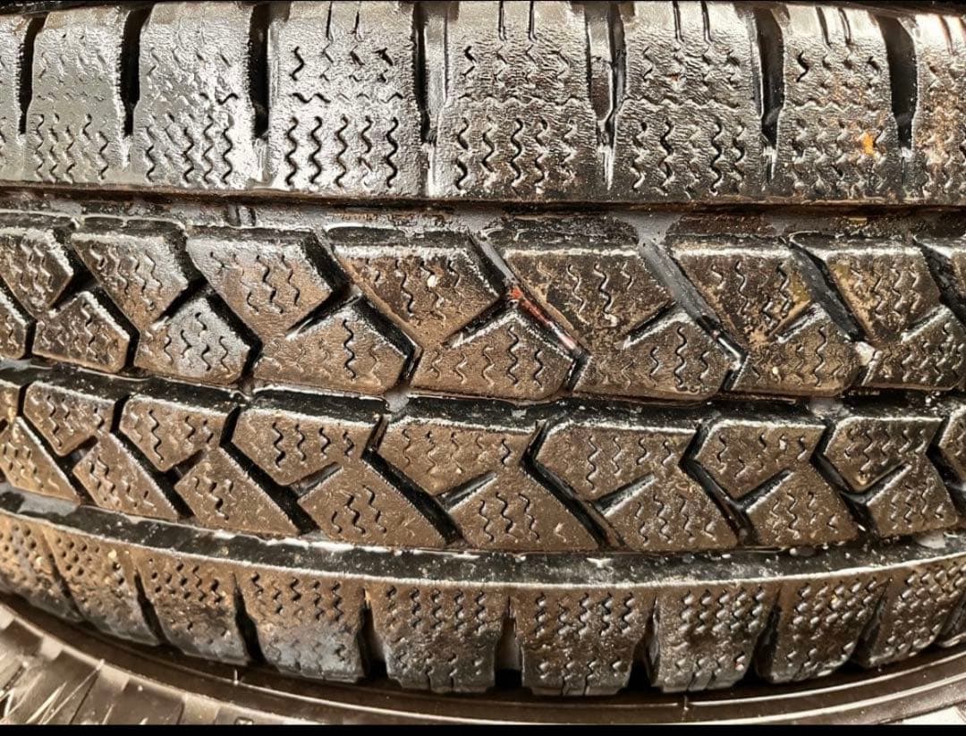 195/80R15 ② ブリヂストン