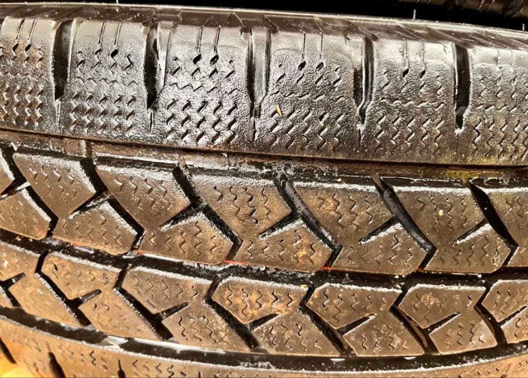 195/80R15 ② ブリヂストン
