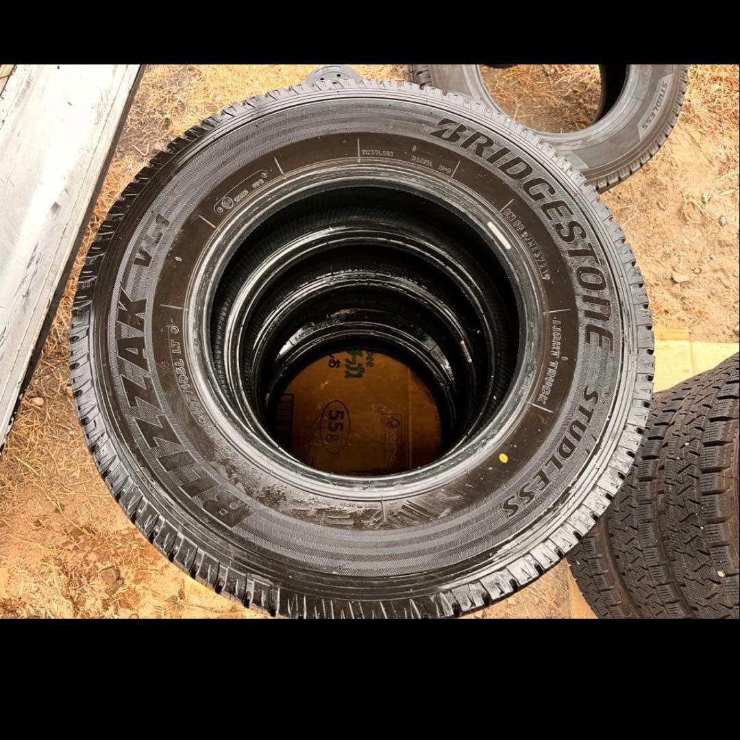 195/80R15 ② ブリヂストン