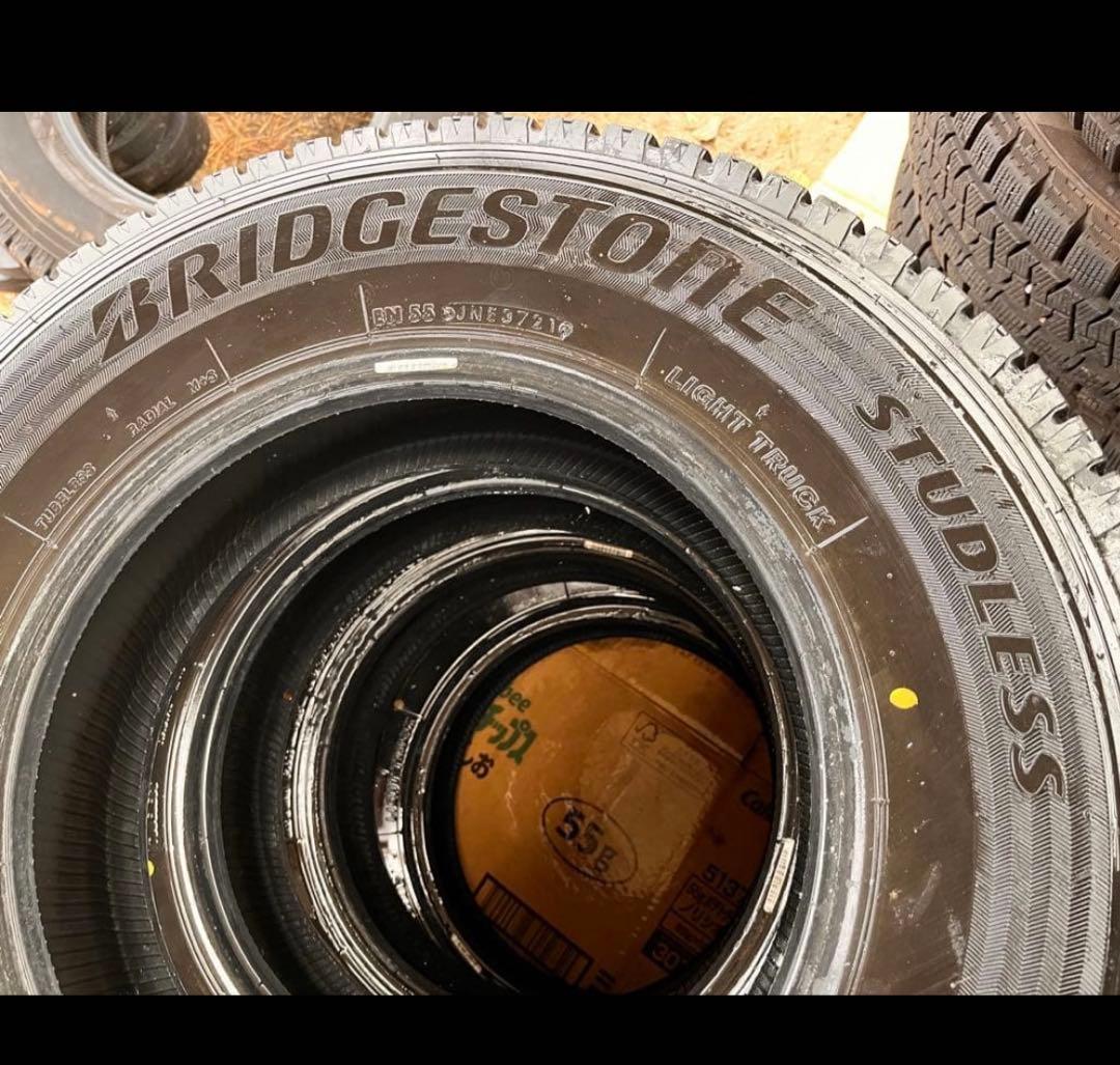 195/80R15 ② ブリヂストン