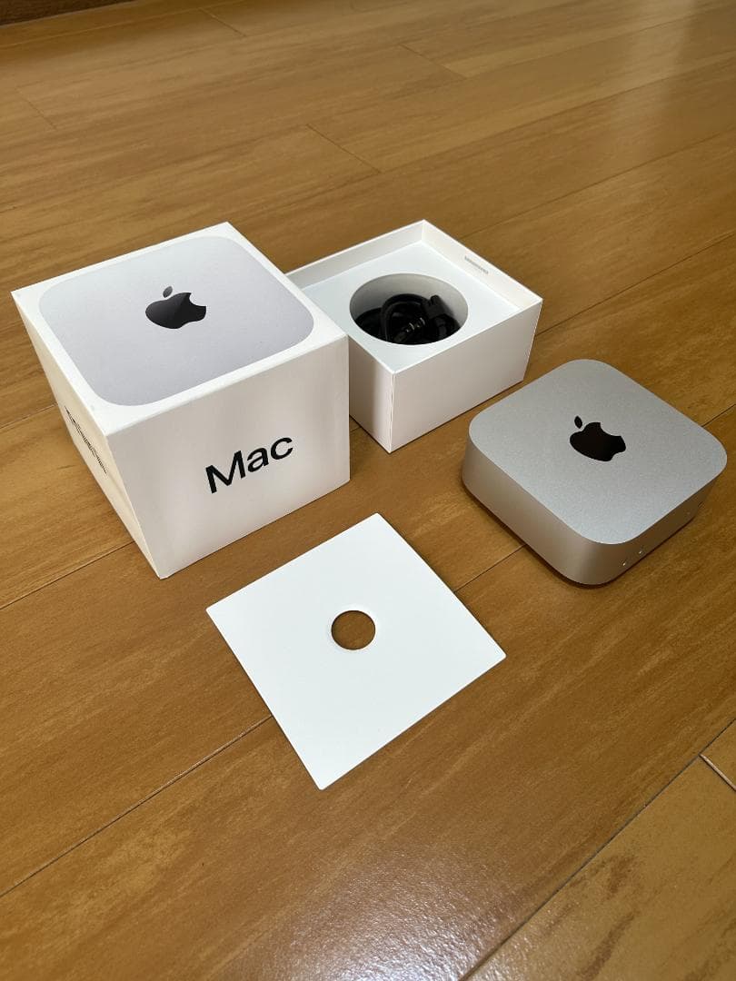 Apple Mac mini m4 メモリ:16GB SSD:256GB