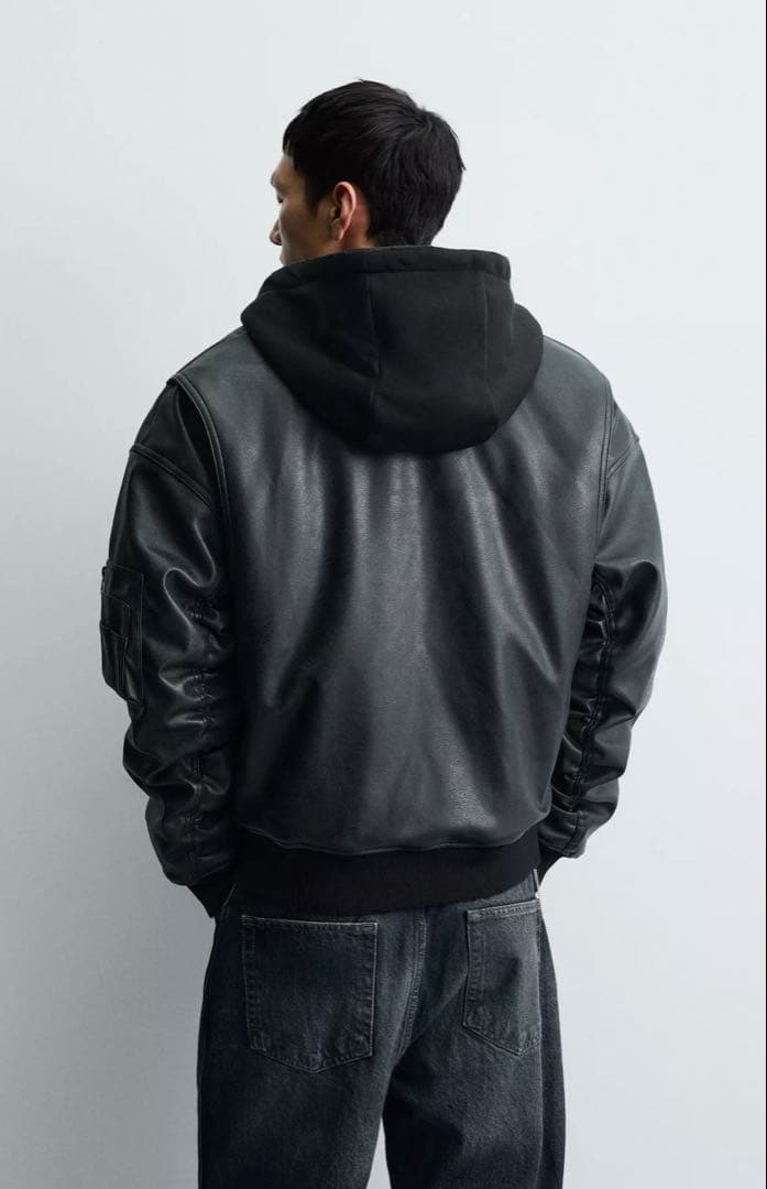 【極美品.速発送】ZARA フェイクレザー MA1 L 送料込