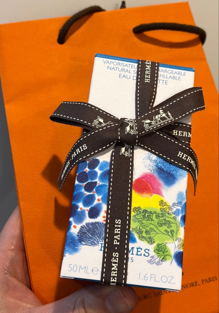 【新品】HERMES 新作 オードトワレ『珊瑚礁の庭』50ml（レフィラブル）