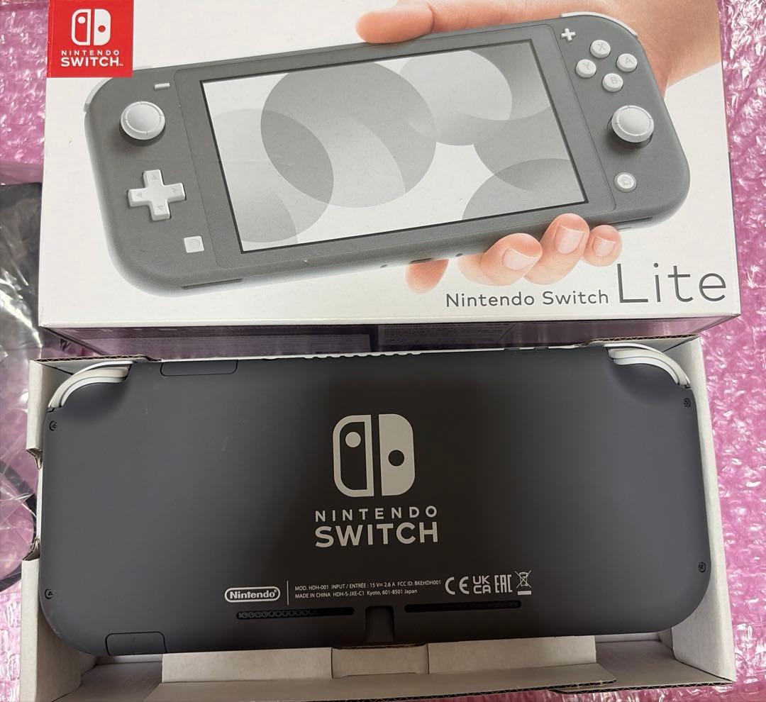 Switchライト 2025年製 美品 即購入◎
