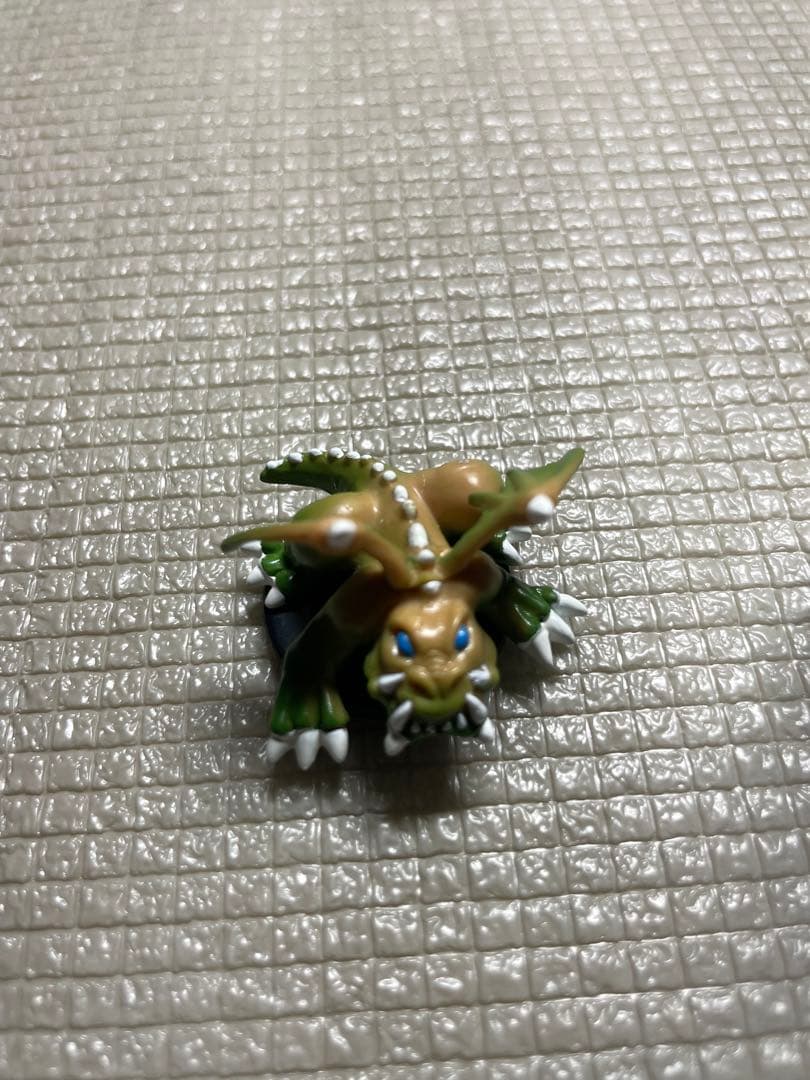 遊戯王　ダンジョンダイスモンスターズ　地を這うドラゴン