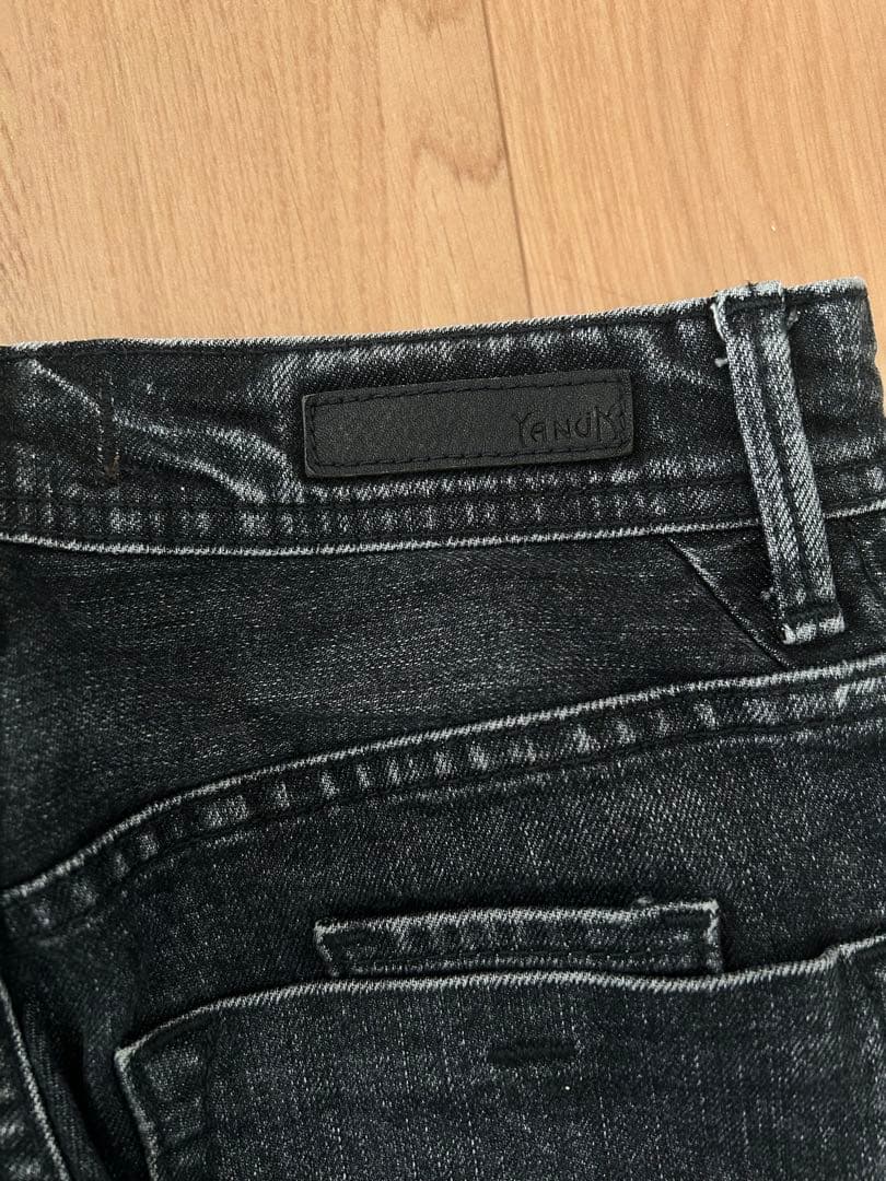 【新品未使用】yanuk デニム　LEA 22