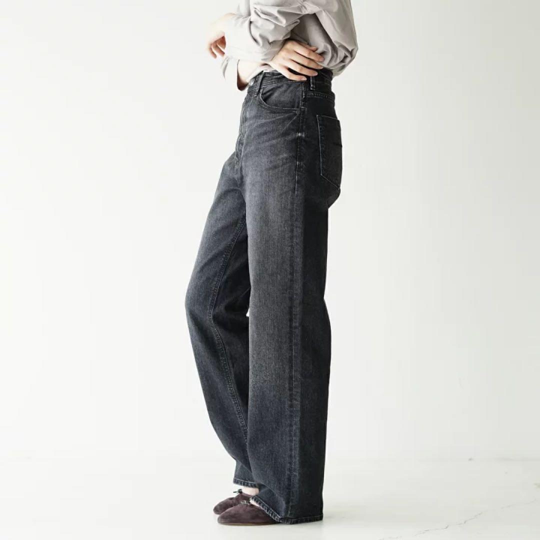 【新品未使用】yanuk デニム　LEA 22