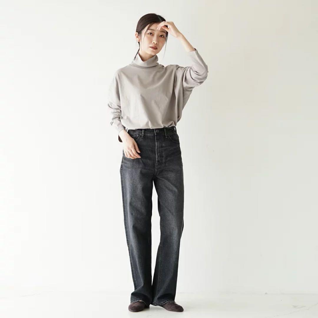 【新品未使用】yanuk デニム　LEA 22