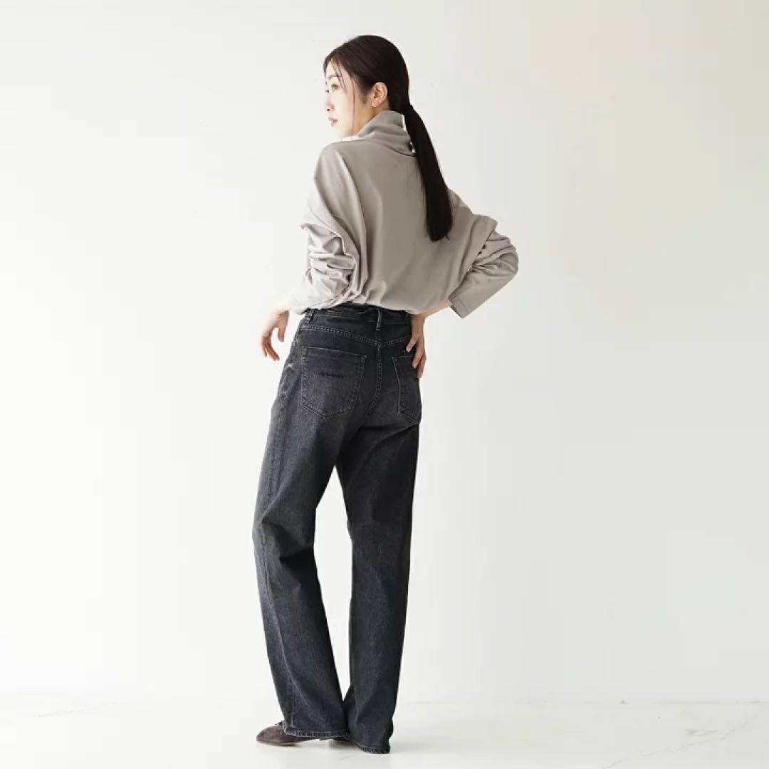【新品未使用】yanuk デニム　LEA 22
