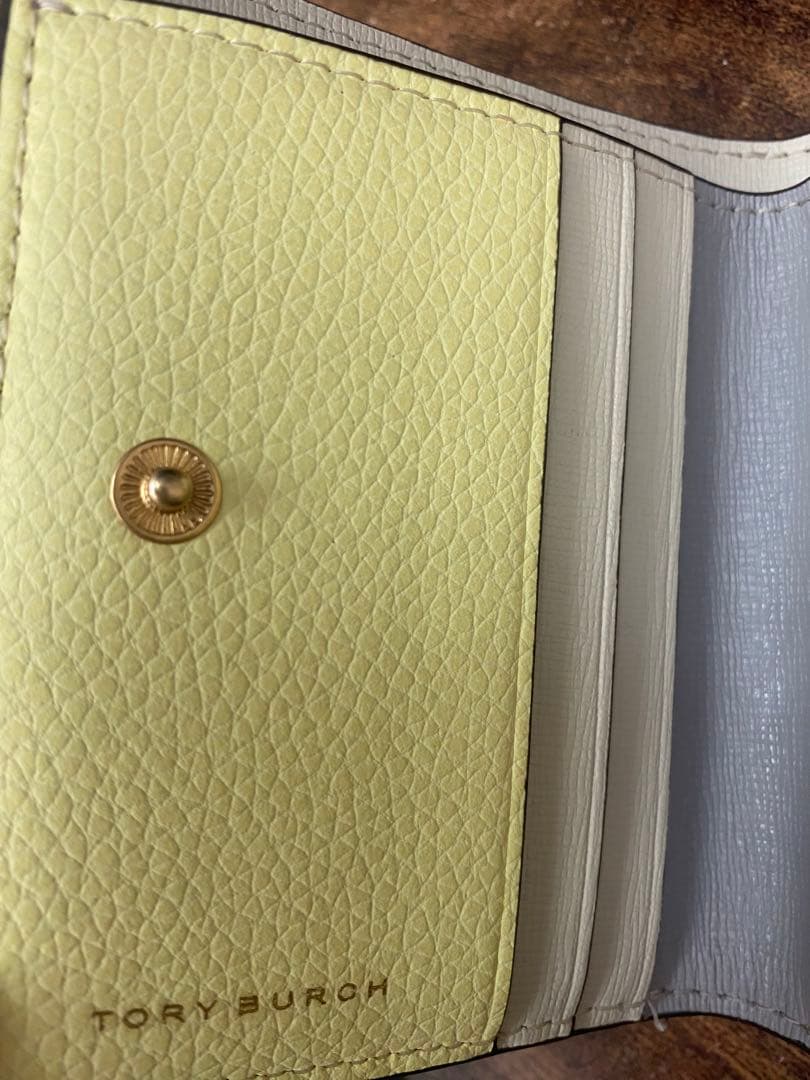 Tory Burch 二つ折り財布 イエロー