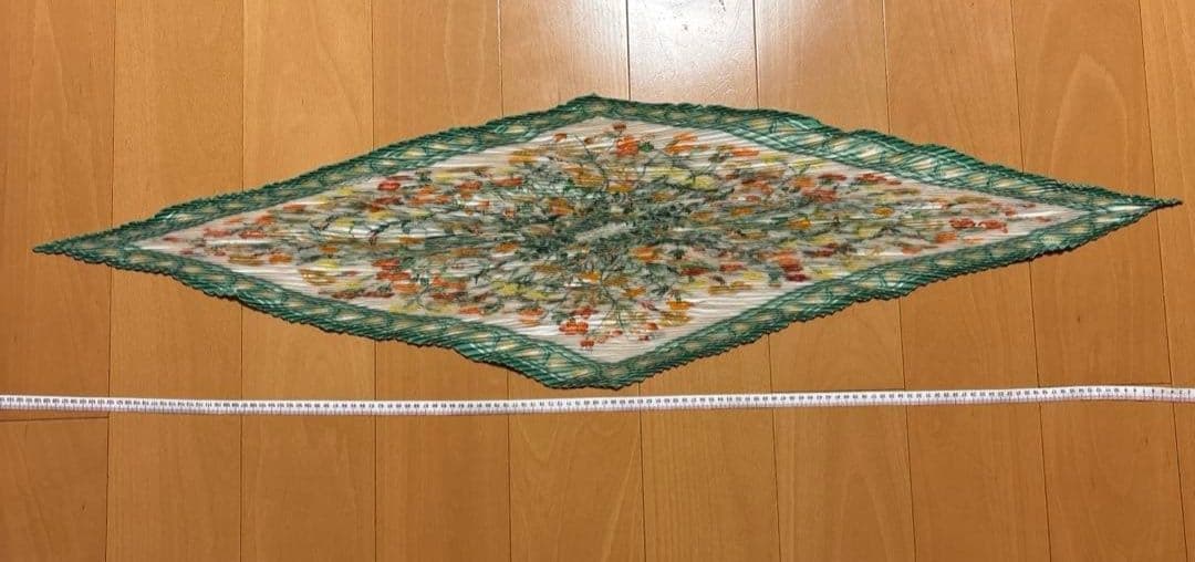 HERMES　シルク100% 花柄ストール ボックス付き