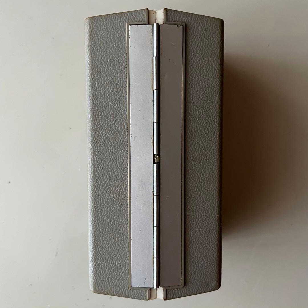 昭和レトロ　東芝トランジスタークロックラジオモデル 6C-767 ジャンク