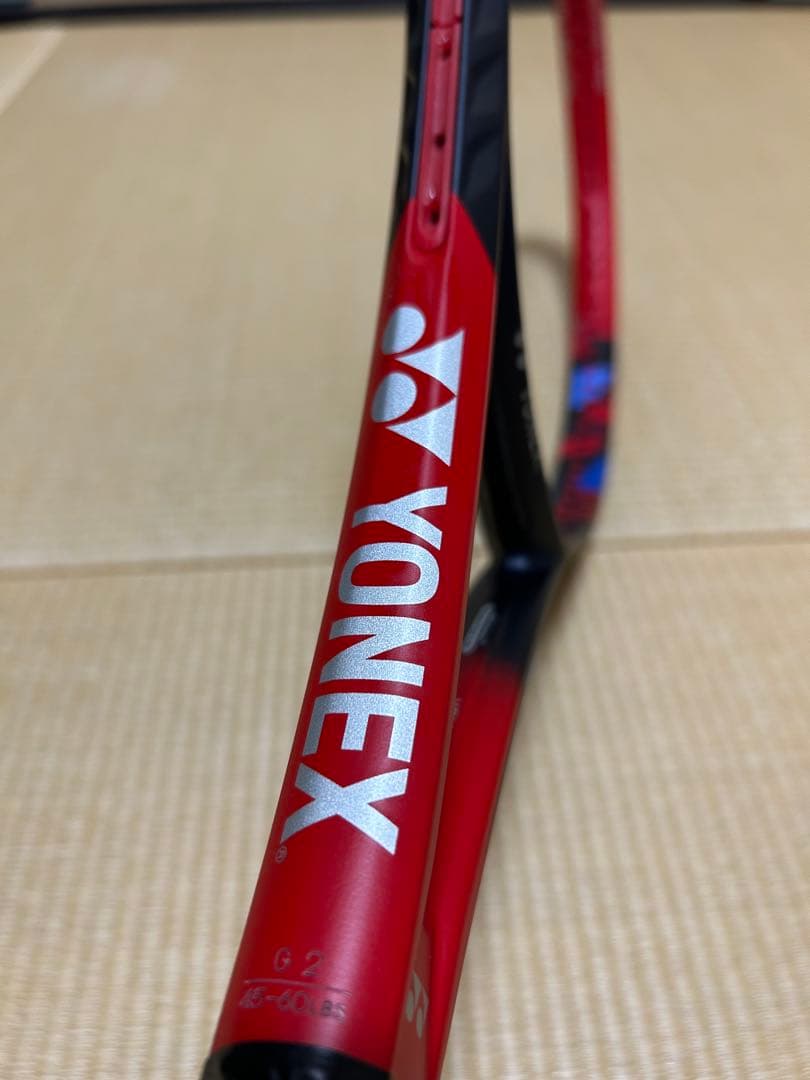 割引　ヨネックス　テニスラケット ブイコア98 グリップ2