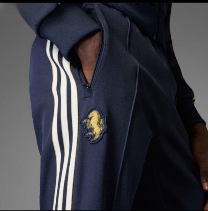 adidas ユベントスネイビー トラックパンツ