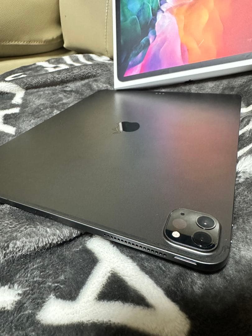 iPad Pro 12.9インチ（第4世代）スペースグレイ　512GB WiFi