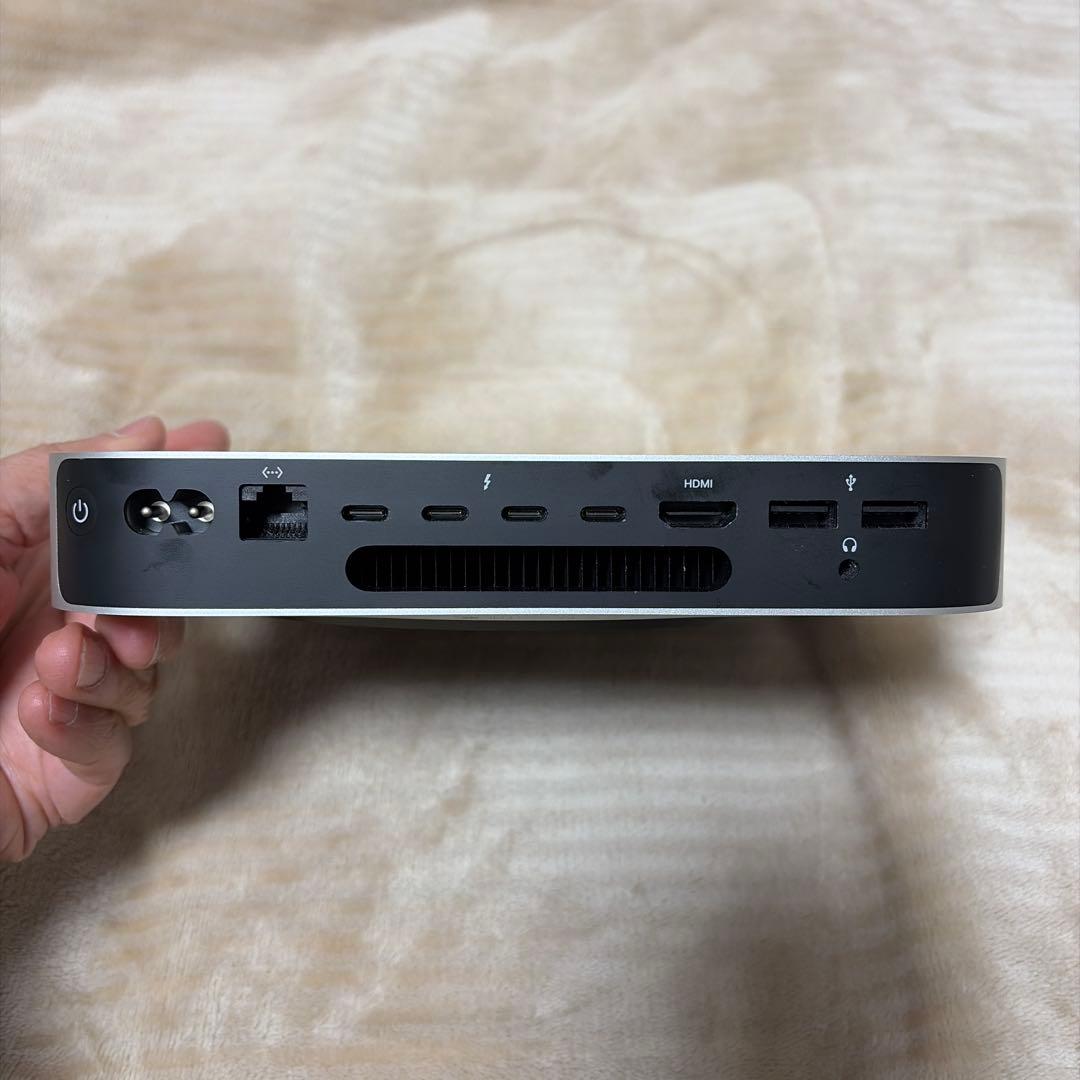 Mac mini M2 Pro 32GBメモリ/1TB