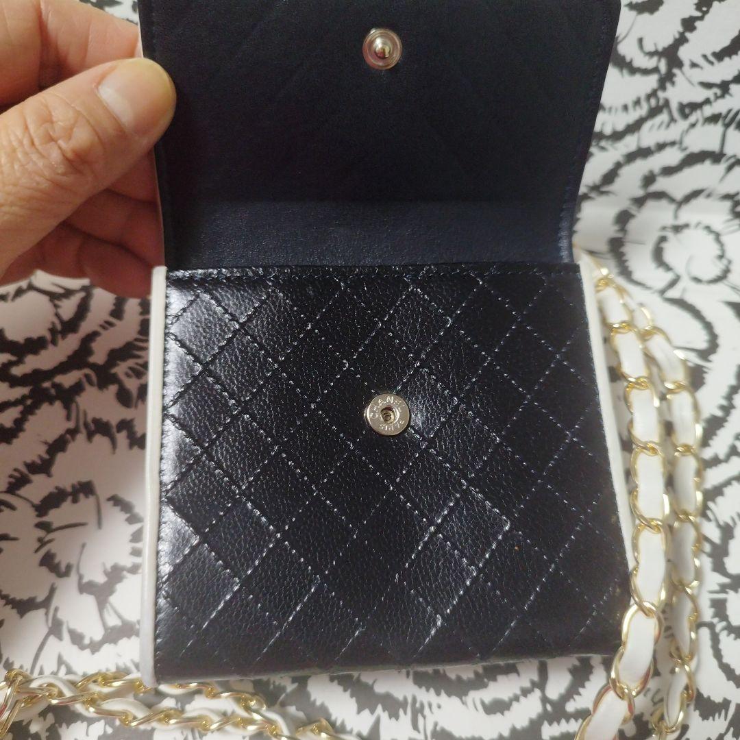 シャネル　ダブルカラー　ダブルホックコンパクト財布