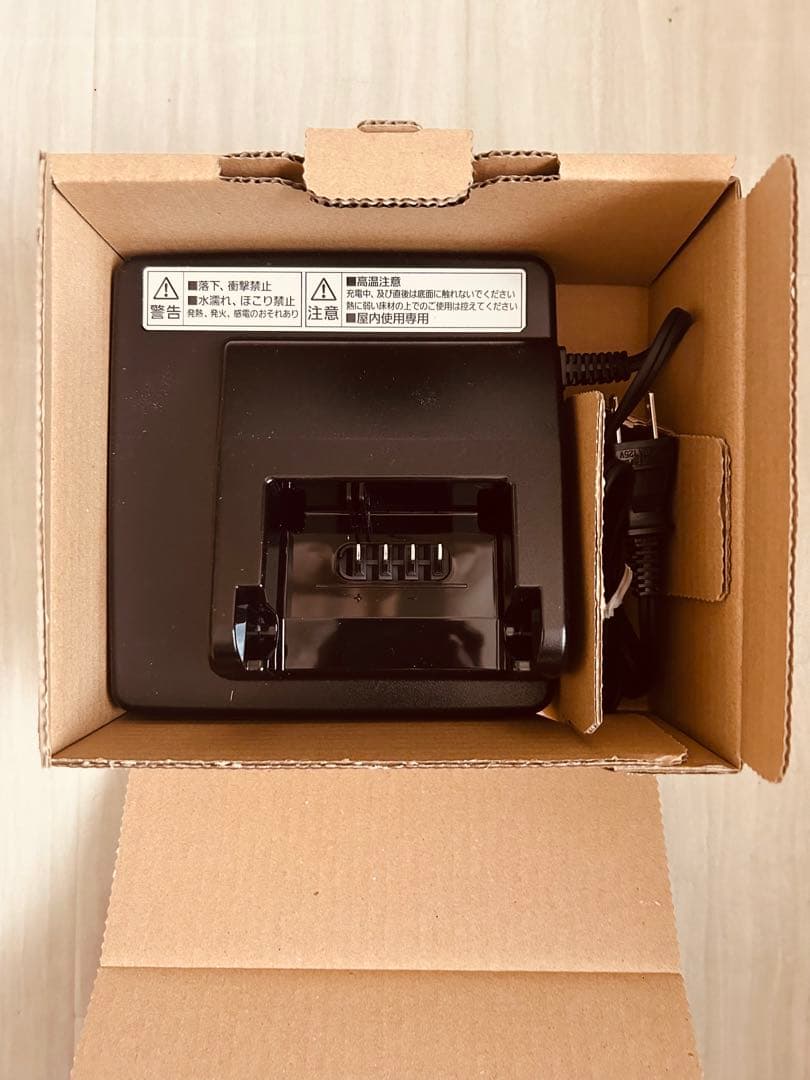Panasonic NKJ075Z 充電器　新品未使用品