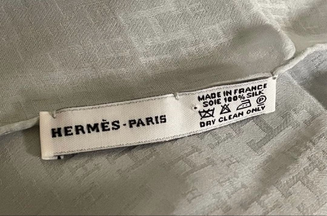 エルメスHERMES Hロゴ シルクショール マフラー 新品同様