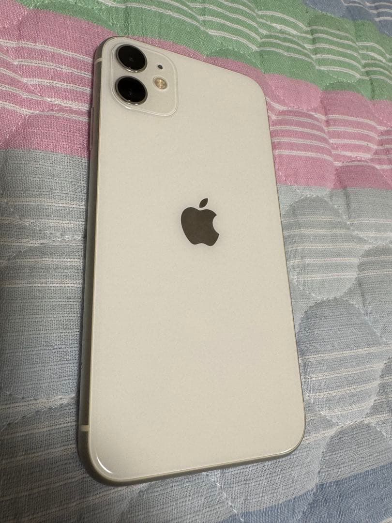 iPhone11 128GB ホワイト SIMフリー