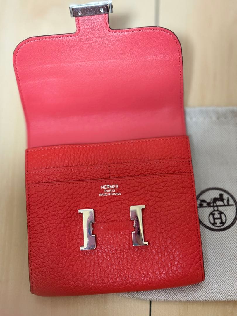 HERMES レッド 二つ折り財布