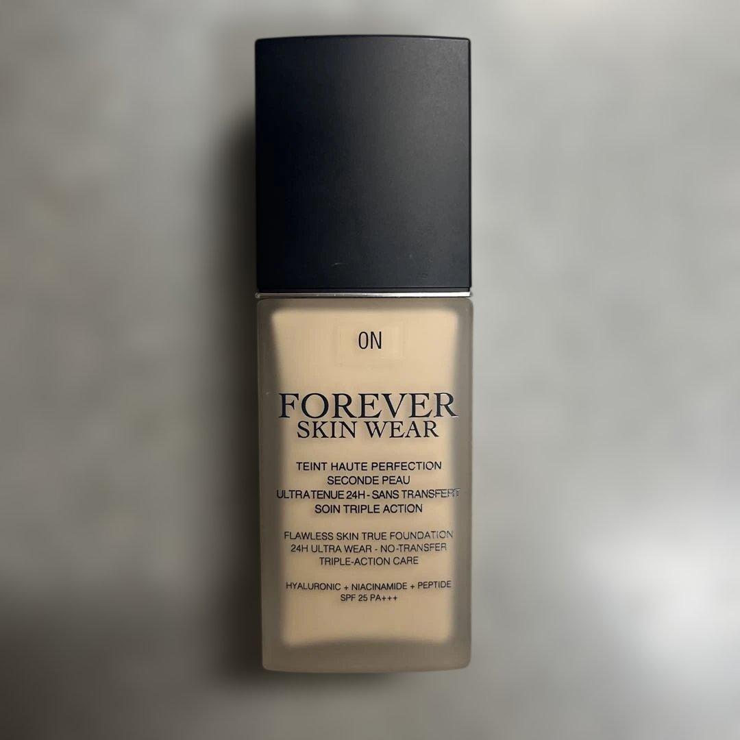 DIORディオール フォーエヴァー フルイド スキン ウェア0Nニュートラル