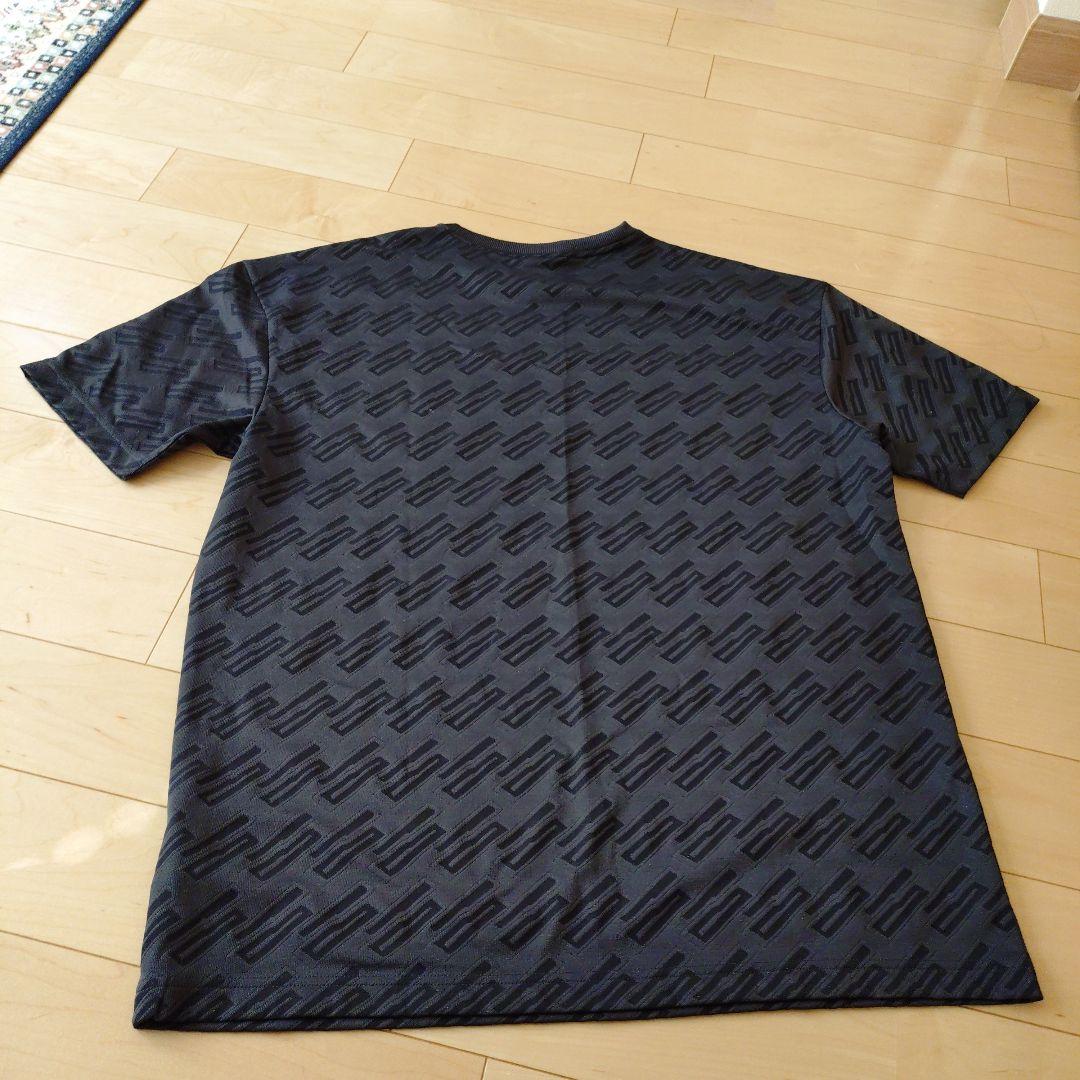 新品未使用★BOSS ダークグレーＴシャツ