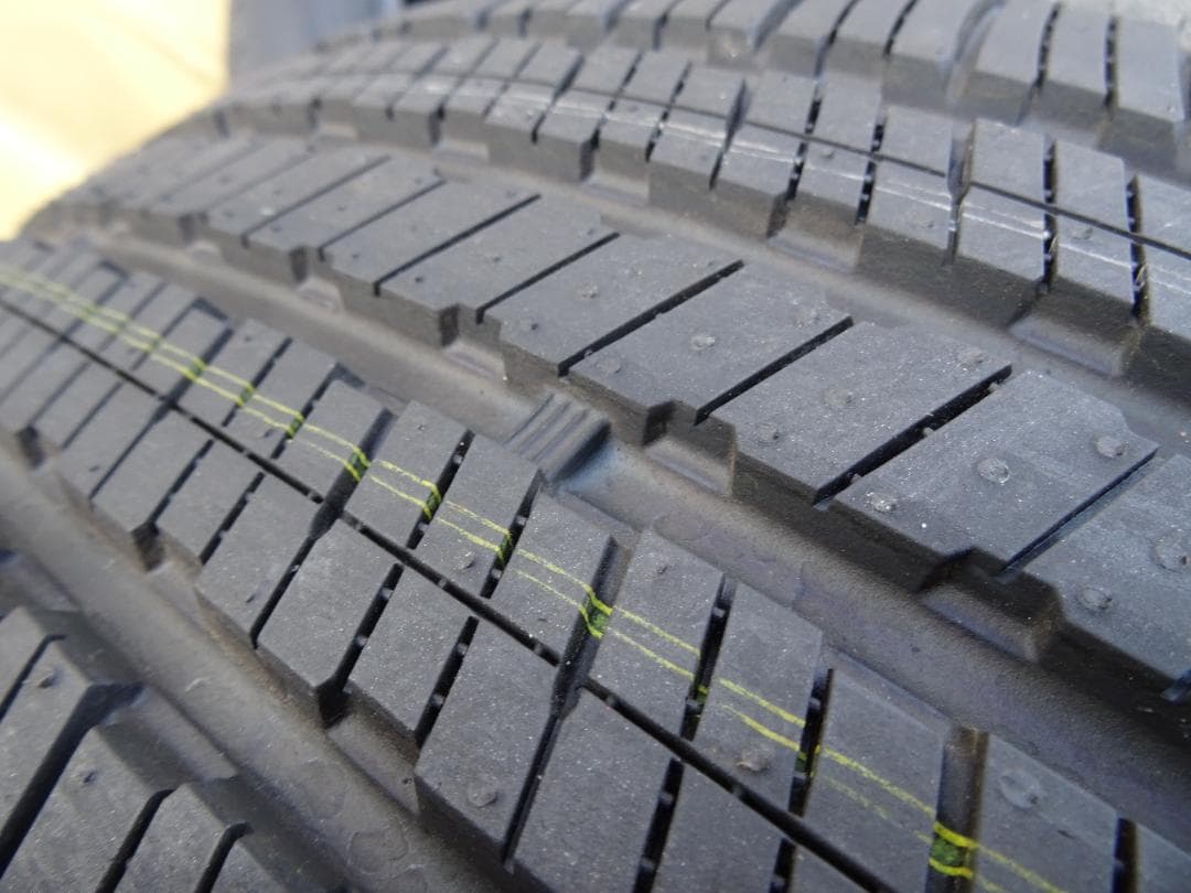 マンマミーア25年8月製225/55R18新車外しオールシーズンタイヤ4本