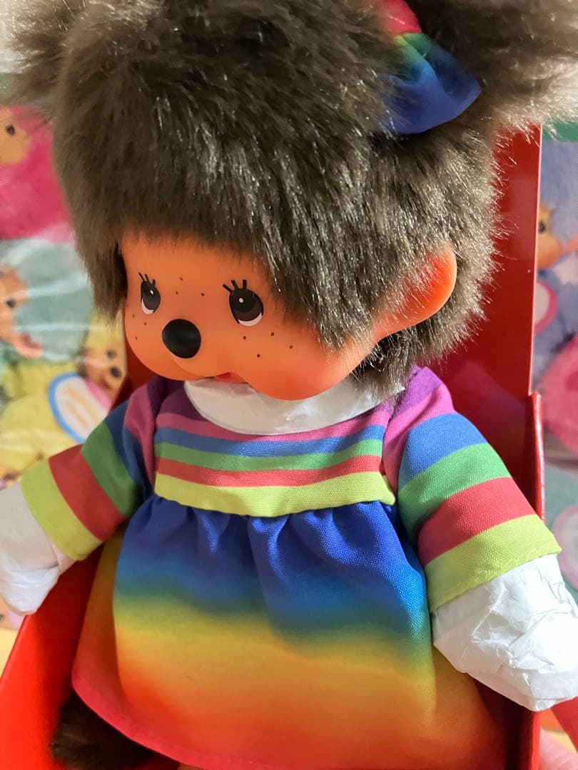 海外限定モンチッチ レインボードレス Sサイズ 女の子 ぬいぐるみ