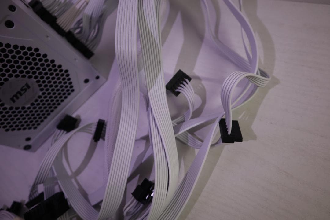 MSI ホワイト電源ユニット 850W