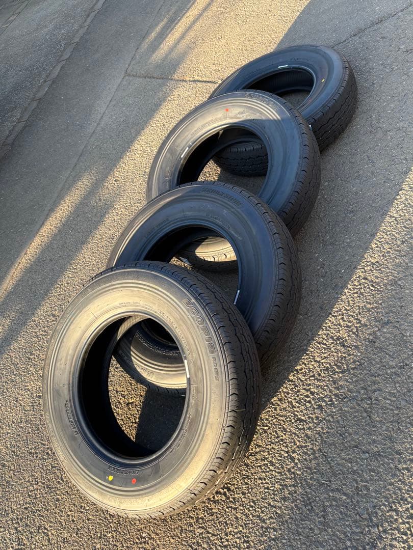 新車外しタイヤ4本195/80R15 ブリヂストンエコピアRD613 ハイエース