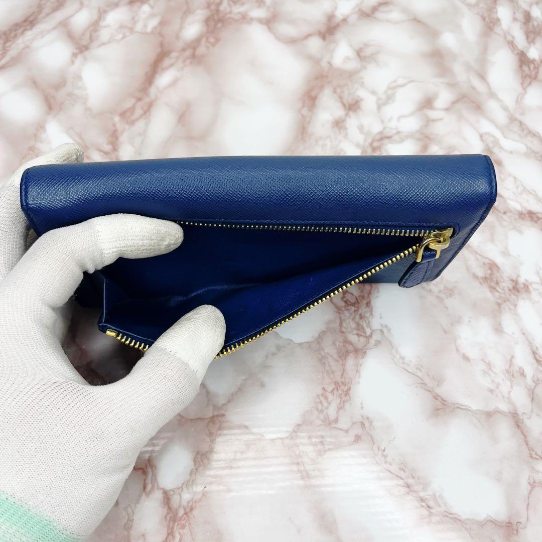 85【美品】PRADA 二つ折り財布　長財布