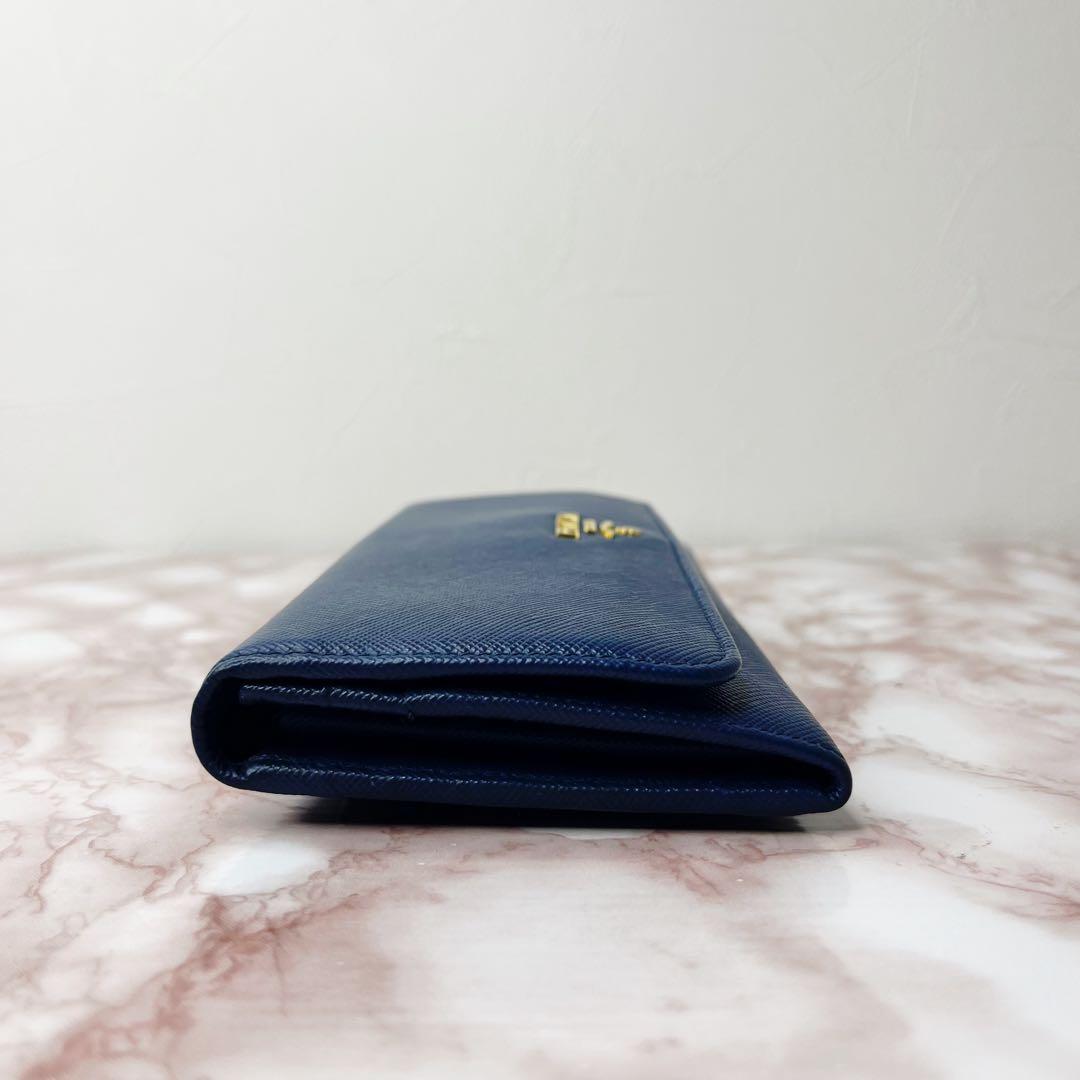 85【美品】PRADA 二つ折り財布　長財布