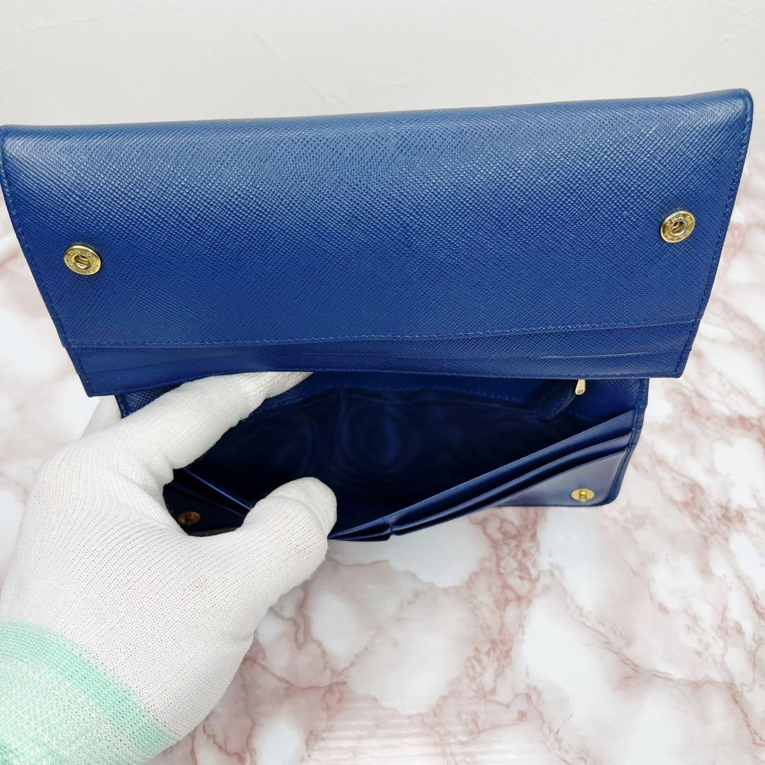 85【美品】PRADA 二つ折り財布　長財布