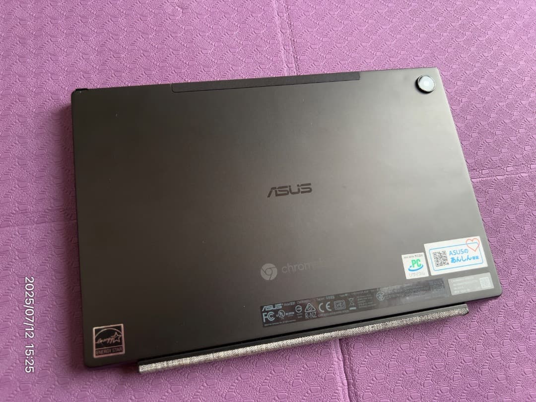 Chromebook本体 ASUS Chromebook Detachable CM3